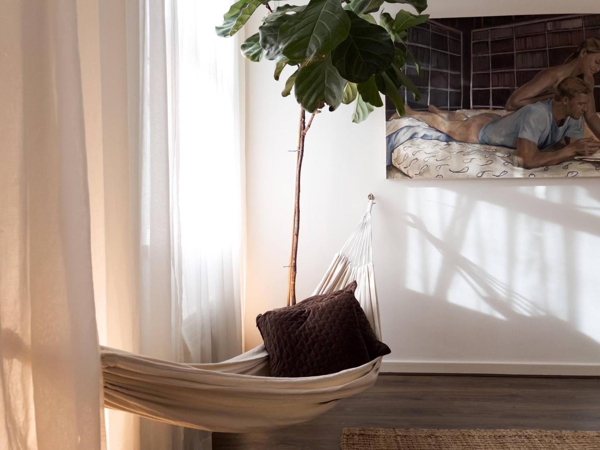 Апартаменты Tranquil Oasis W 100Inch Cinema & Hammock, By The Design Traveller Лондон Экстерьер фото